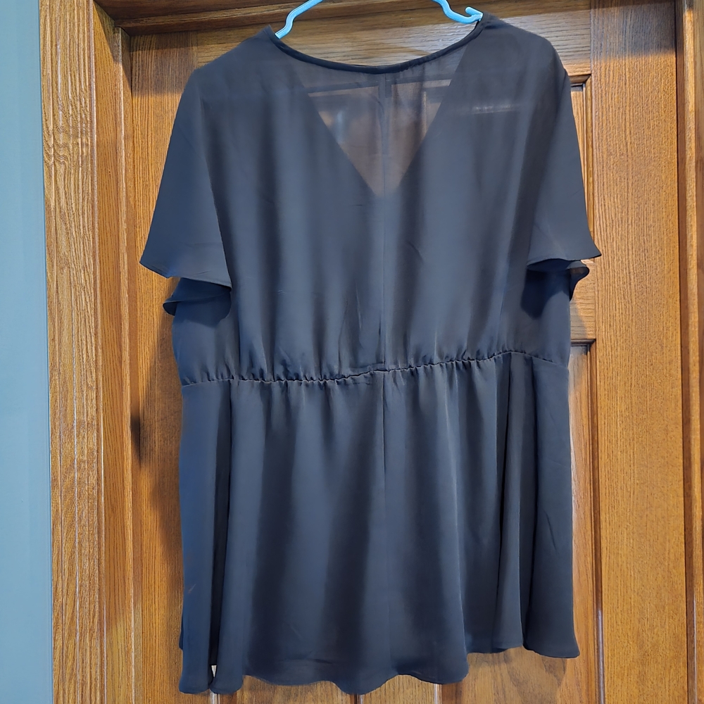 Torrid Black V-Neck Blouse - Picture 14 of 16